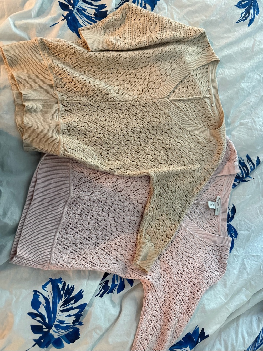 White House Black Market Cream and Light Pink V-Neck Lace-Knit Sweaters